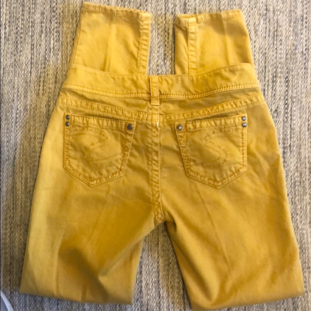 Silver Brand  Mustard color Skinny Jeans